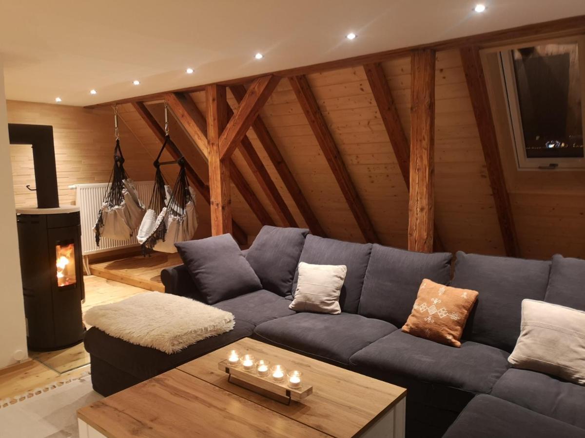 Ruhig Gelegene, Top Moderne Ferienwohnung - Hot Tub Und Sauna Gegen Aufpreis Neuhaus an Der Eger 외부 사진
